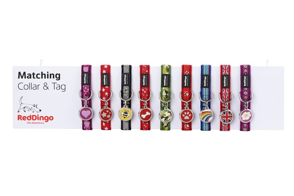Red Dingo Matching Collar & Tag Display